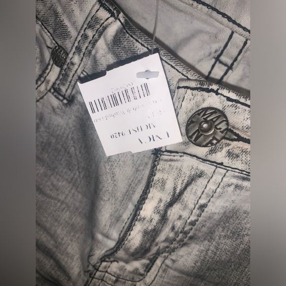 NWT Machine lowrise distressed skinny jeans Women’s size 9 light grey - Picture 2 of 8